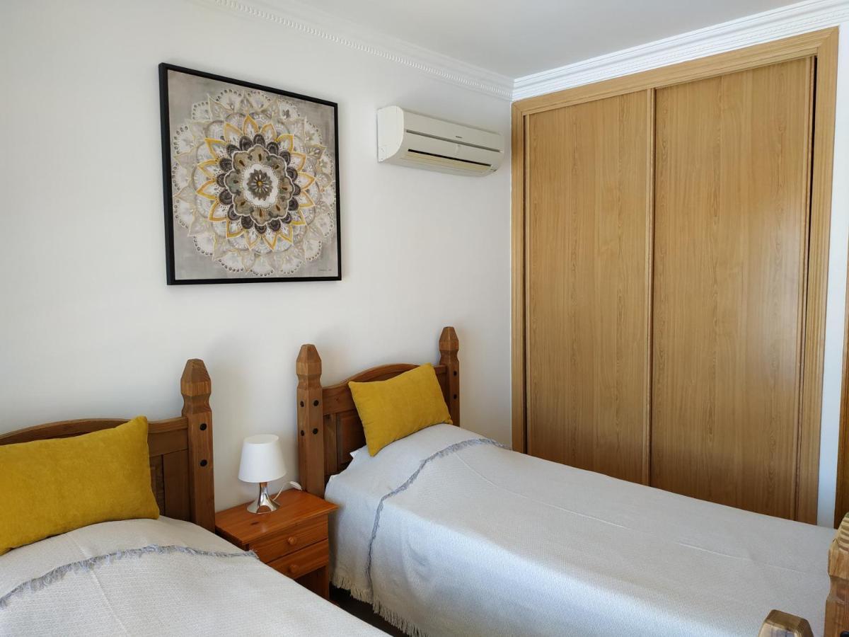 Villa Casa Del Sol 3 Bedroom Villa With Private Solar Covered 12M X 6M Pool Minimum Stay 7 Nights Chromecast And Wifi Throughout The Property Triquivijate エクステリア 写真