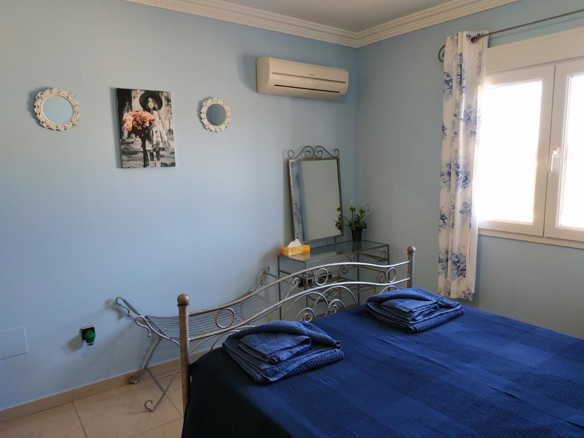 Villa Casa Del Sol 3 Bedroom Villa With Private Solar Covered 12M X 6M Pool Minimum Stay 7 Nights Chromecast And Wifi Throughout The Property Triquivijate エクステリア 写真