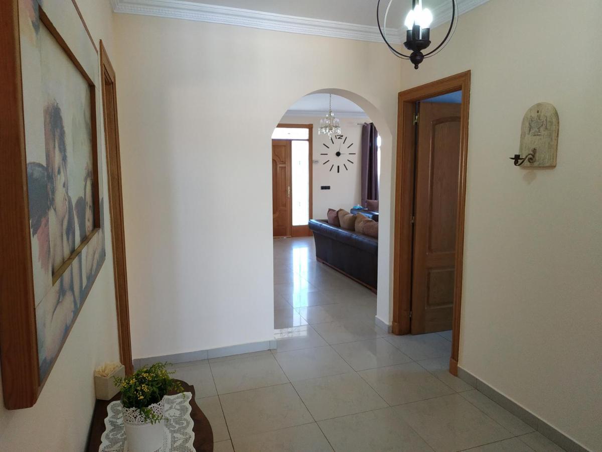 Villa Casa Del Sol 3 Bedroom Villa With Private Solar Covered 12M X 6M Pool Minimum Stay 7 Nights Chromecast And Wifi Throughout The Property Triquivijate エクステリア 写真
