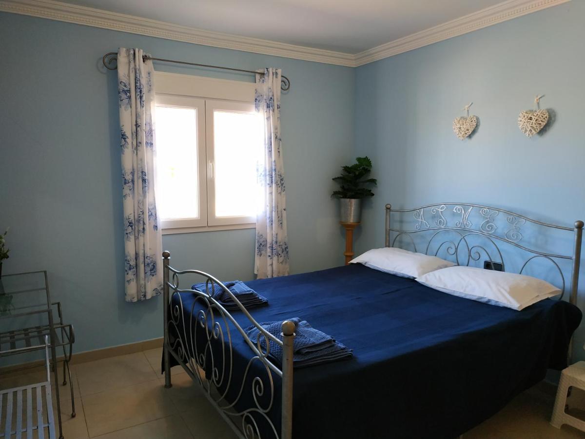 Villa Casa Del Sol 3 Bedroom Villa With Private Solar Covered 12M X 6M Pool Minimum Stay 7 Nights Chromecast And Wifi Throughout The Property Triquivijate エクステリア 写真