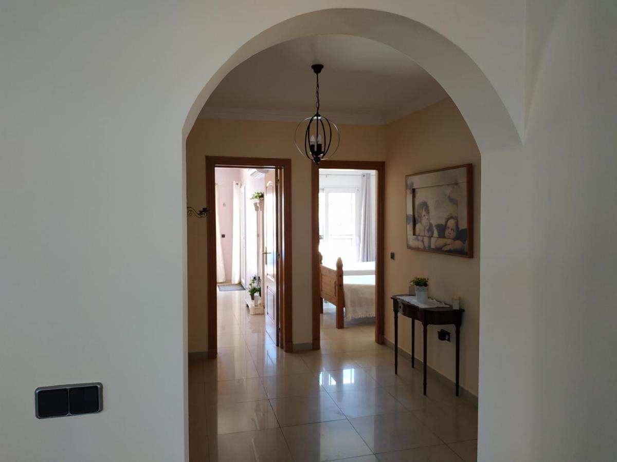 Villa Casa Del Sol 3 Bedroom Villa With Private Solar Covered 12M X 6M Pool Minimum Stay 7 Nights Chromecast And Wifi Throughout The Property Triquivijate エクステリア 写真
