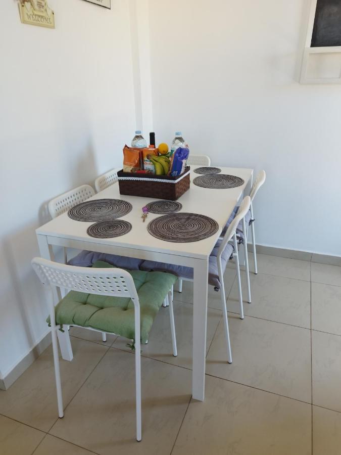 Villa Casa Del Sol 3 Bedroom Villa With Private Solar Covered 12M X 6M Pool Minimum Stay 7 Nights Chromecast And Wifi Throughout The Property Triquivijate エクステリア 写真
