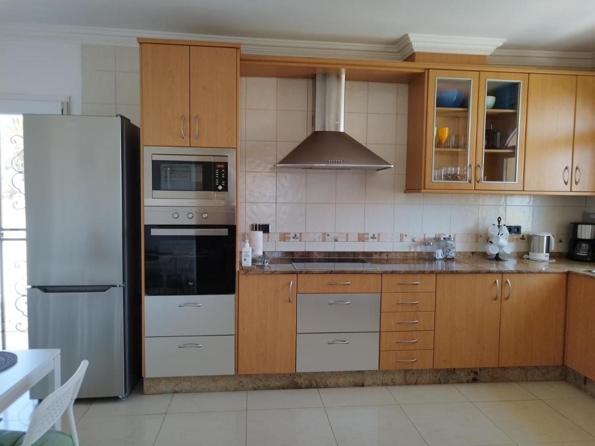 Villa Casa Del Sol 3 Bedroom Villa With Private Solar Covered 12M X 6M Pool Minimum Stay 7 Nights Chromecast And Wifi Throughout The Property Triquivijate エクステリア 写真