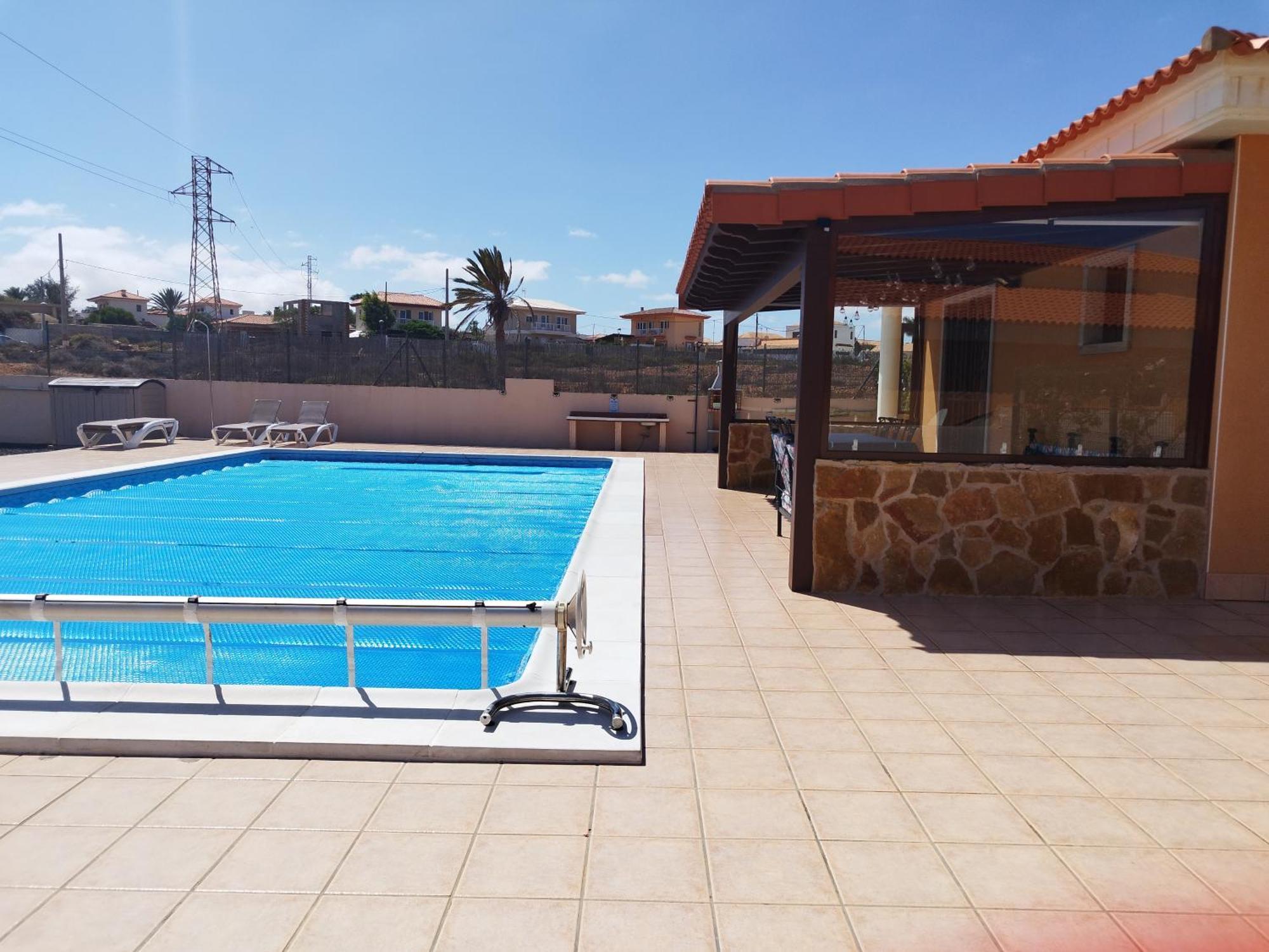 Villa Casa Del Sol 3 Bedroom Villa With Private Solar Covered 12M X 6M Pool Minimum Stay 7 Nights Chromecast And Wifi Throughout The Property Triquivijate エクステリア 写真