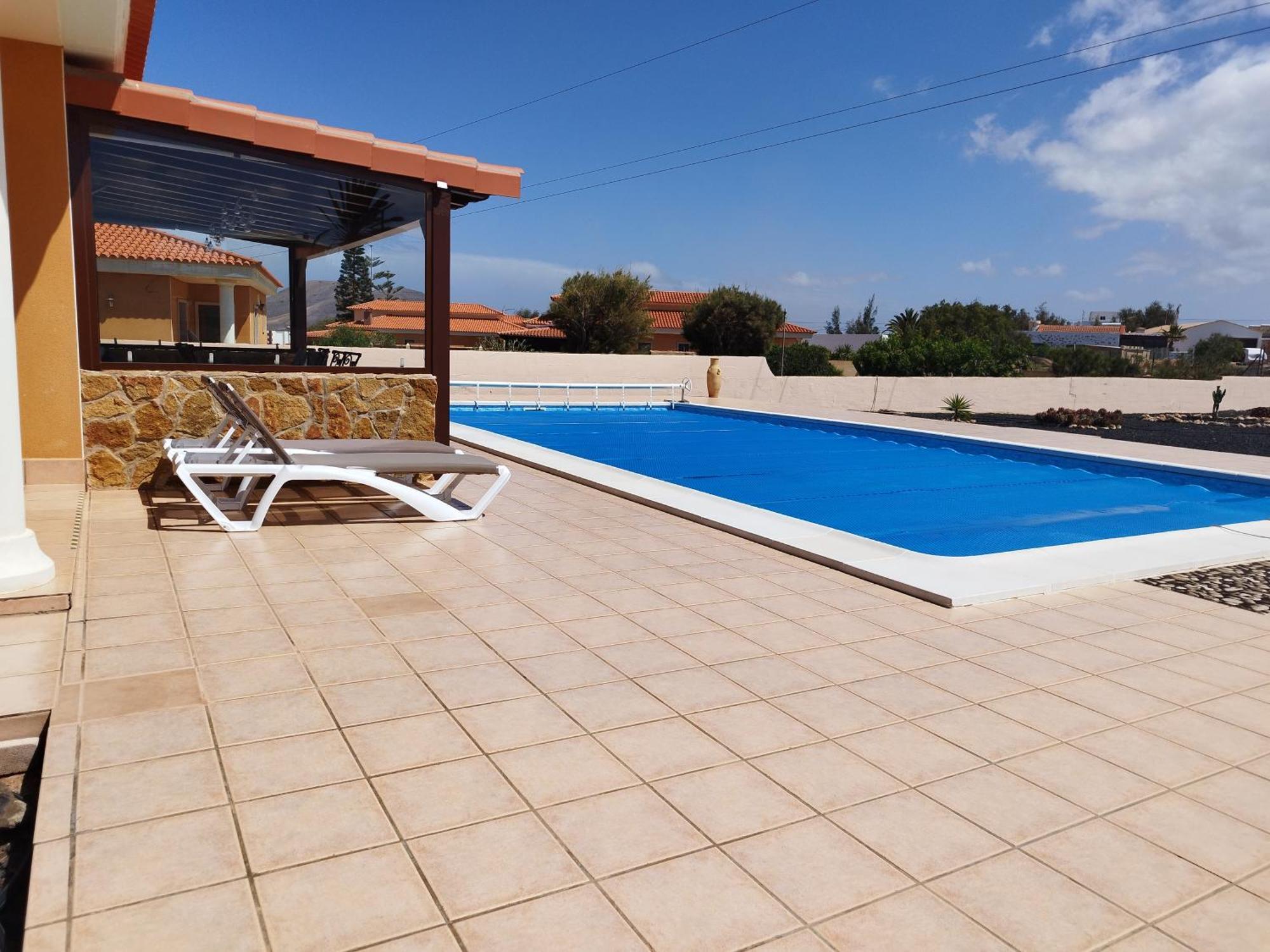 Villa Casa Del Sol 3 Bedroom Villa With Private Solar Covered 12M X 6M Pool Minimum Stay 7 Nights Chromecast And Wifi Throughout The Property Triquivijate エクステリア 写真